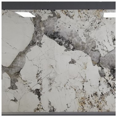 Leac Cloiche Sintéaraithe an Phatagóin